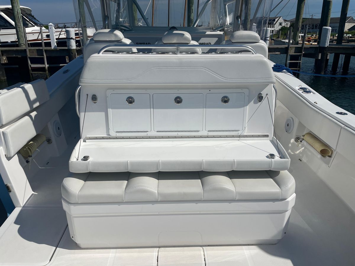 2018 Invincible 42 