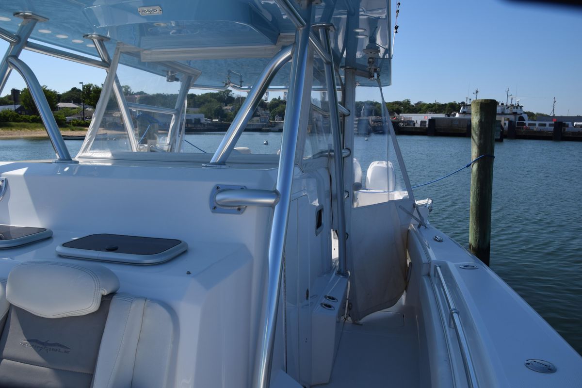 2018 Invincible 42 