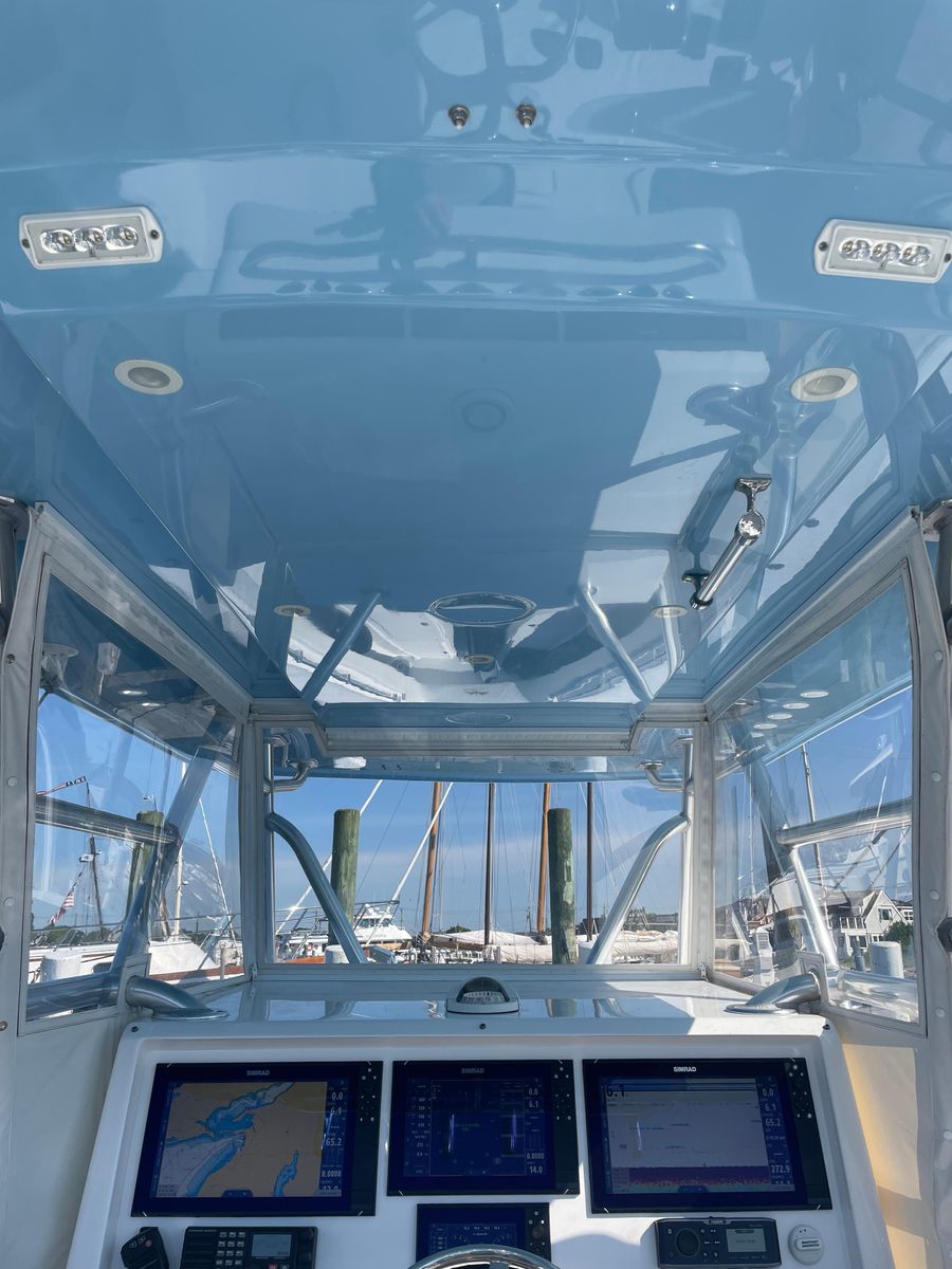 2018 Invincible 42 