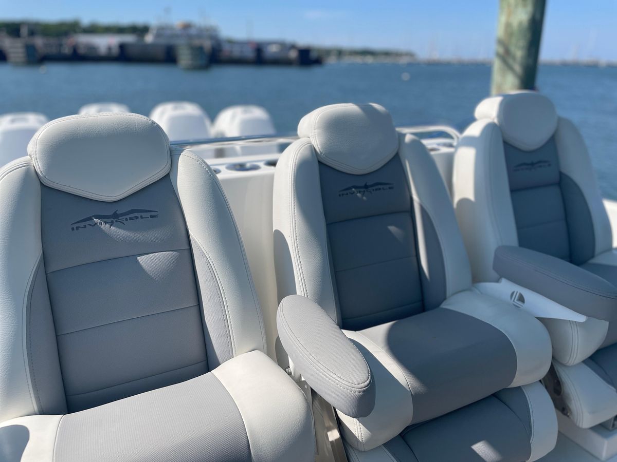 2018 Invincible 42 