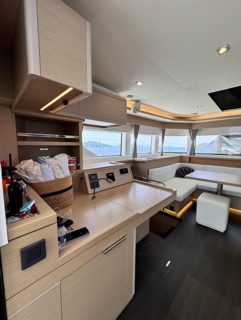 2023 Lagoon 54 