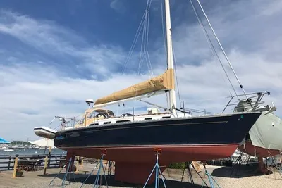 Freedom 38 Sloop