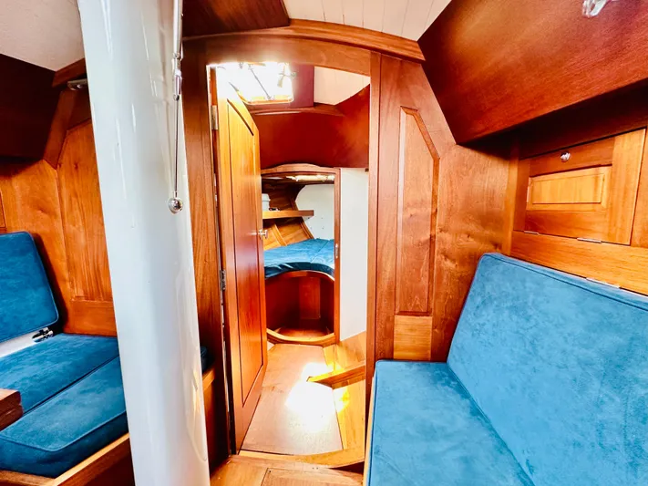 Bamboozle Yacht Photos Pics 