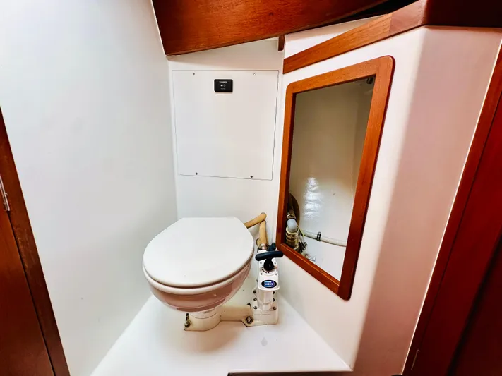 Bamboozle Yacht Photos Pics 