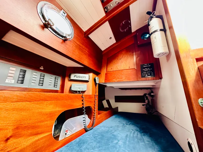 Bamboozle Yacht Photos Pics 