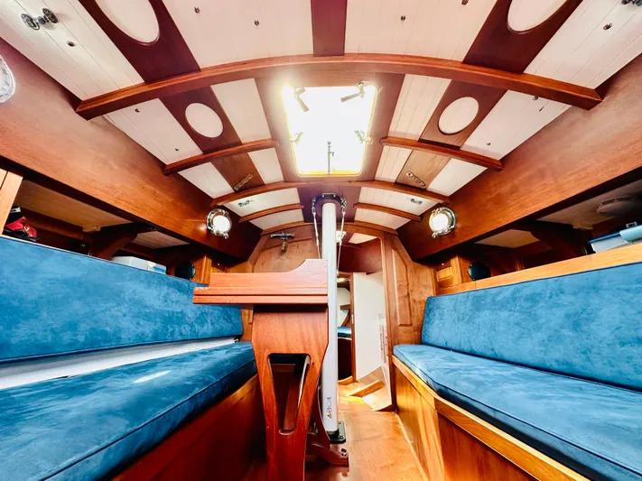 Bamboozle Yacht Photos Pics 