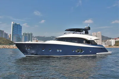 Monte Carlo Yachts MCY 76