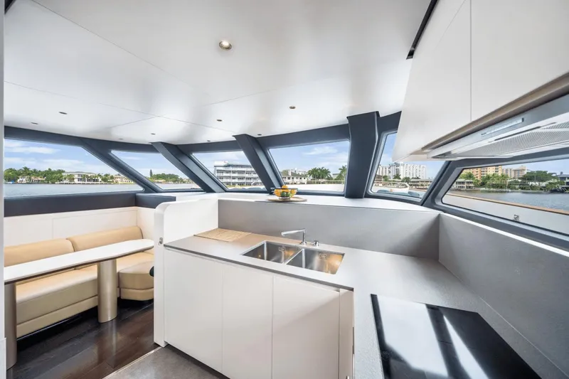 Gubatimes Yacht Photos Pics 