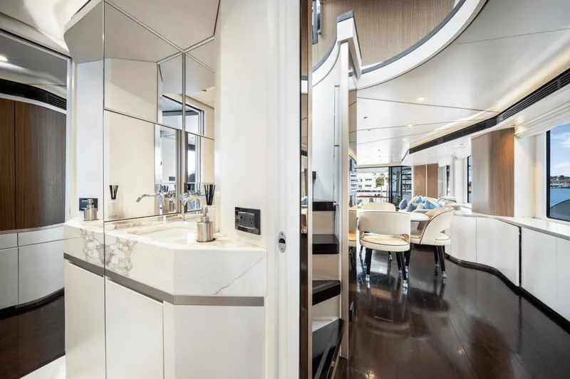 Gubatimes Yacht Photos Pics 