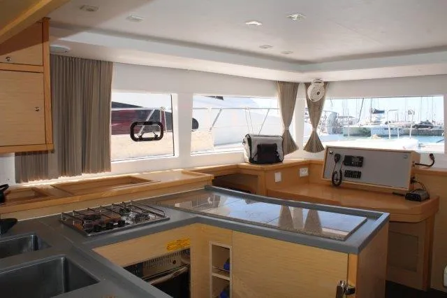Margeo XII Yacht Photos Pics Lagoon 450