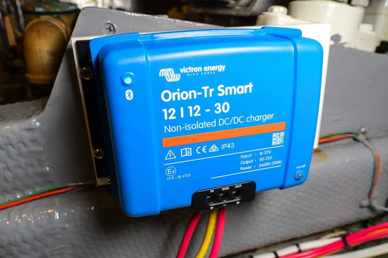 Rose Petal Yacht Photos Pics Blue Victron Energy Orion-Tr Smart DC/DC charger in 1981 Tollycraft 48 Cockpit Motor Yacht.