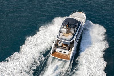 Yacht
