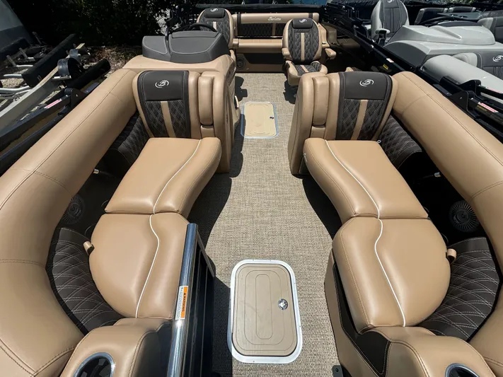  Yacht Photos Pics 2025 BARLETTA L23UC - Image 5