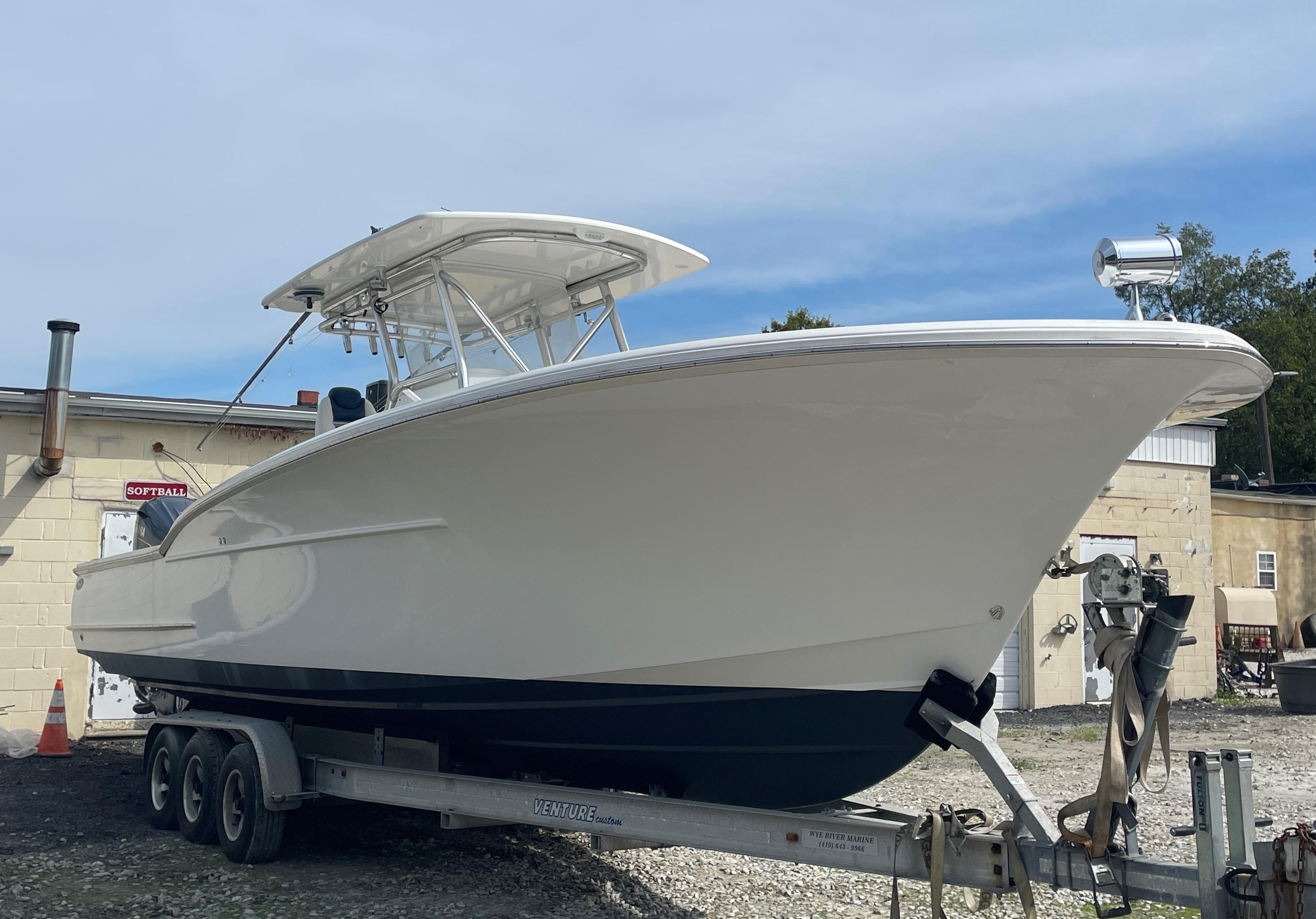 Venture Marine 34 Open Center Console T-Top Hard-Top Fishing Boat Cover  Black