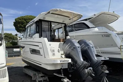 2023 Jeanneau Merry Fisher 895 Offshore