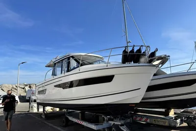 2023 Jeanneau Merry Fisher 895 Offshore