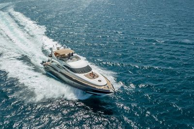 Yacht