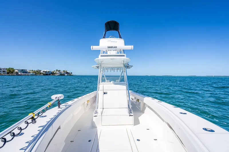 Yacht Photos Pics 2019 SeaVee 340Z boat on open water under clear blue sky.