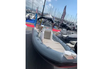 2024 Zodiac Medline 6.8