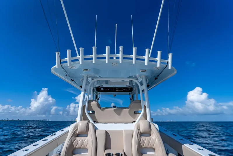  Yacht Photos Pics 2025 Freeman 35 boat on open sea under clear blue sky.