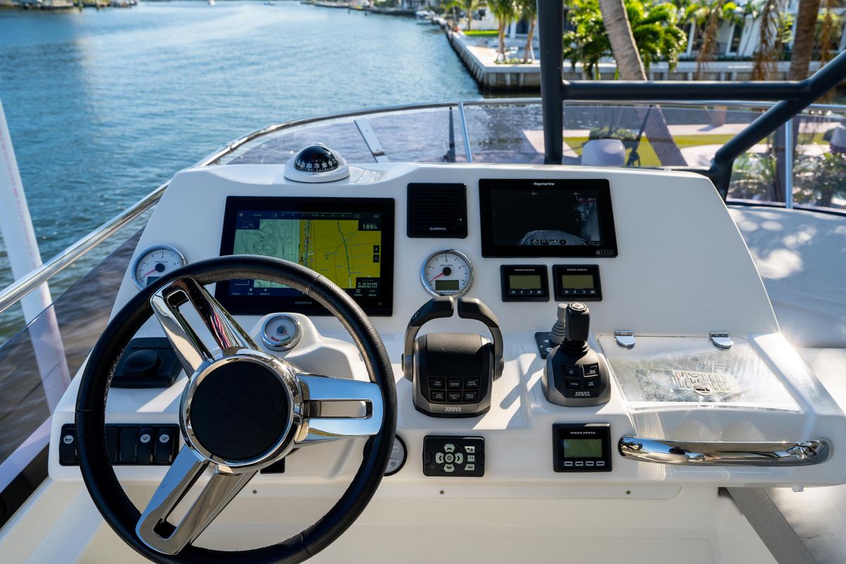 2023 Prestige 46 