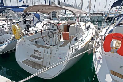 2011 Jeanneau Sun Odyssey 33i