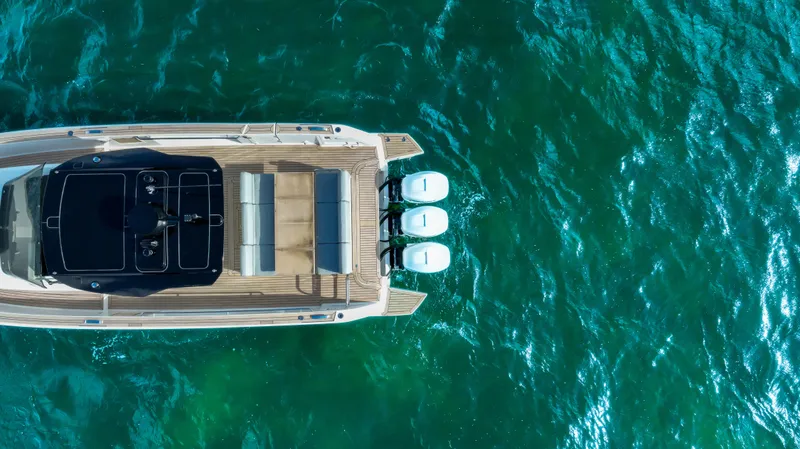 Yacht Photos Pics Top view of 2020 Pardo Yachts P38 on clear blue water.