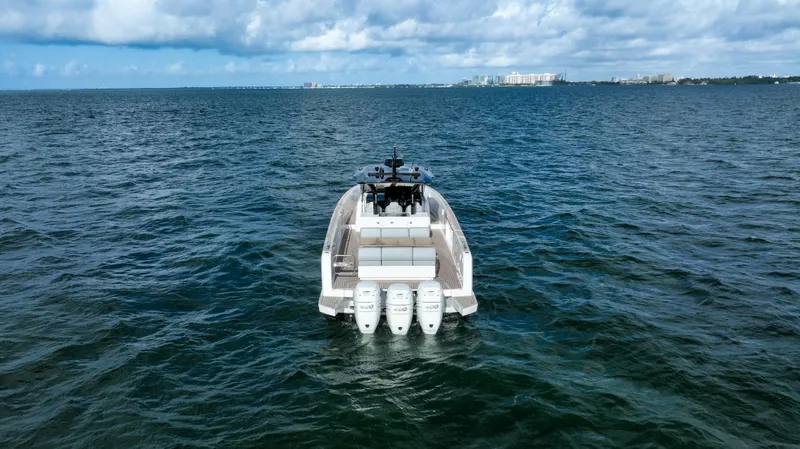  Yacht Photos Pics Pardo Yachts P38 2020 cruising on open water under cloudy skies.