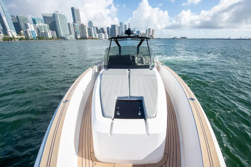  Yacht Photos Pics 2020 Pardo Yachts P38 cruising near city skyline on a sunny day.