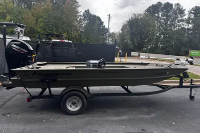 Tracker Grizzly 1654 Sportsman