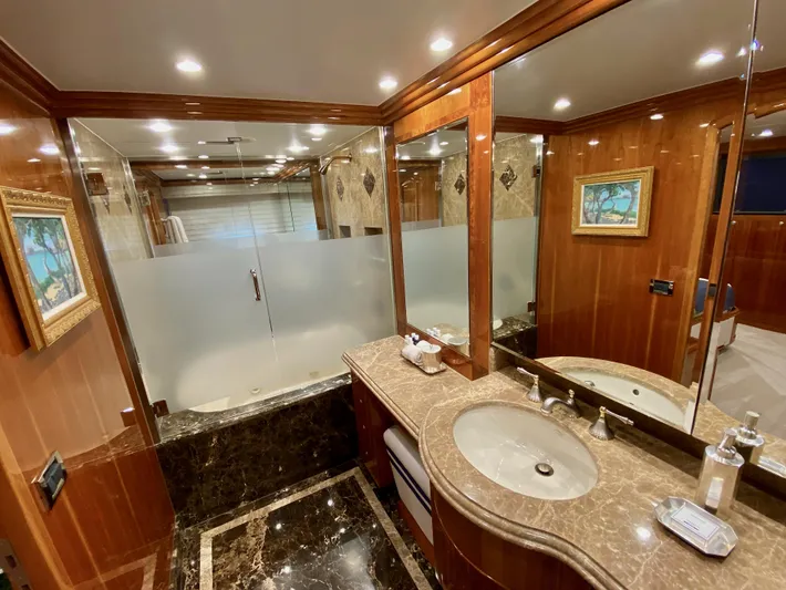 Brandi Wine Yacht Photos Pics 