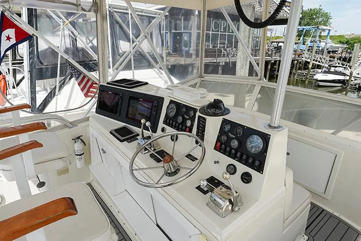 Impulse Yacht Photos Pics 