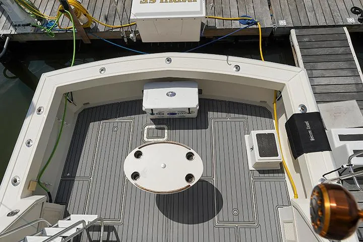 Impulse Yacht Photos Pics 