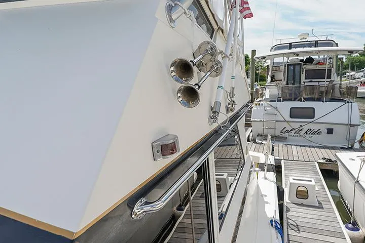 Impulse Yacht Photos Pics 