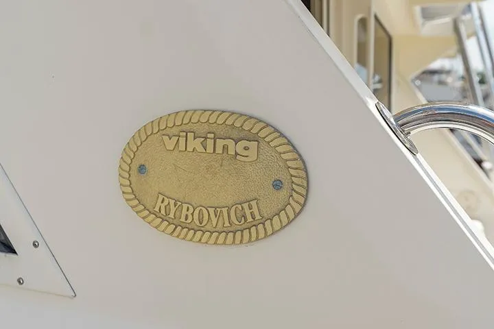 Impulse Yacht Photos Pics 