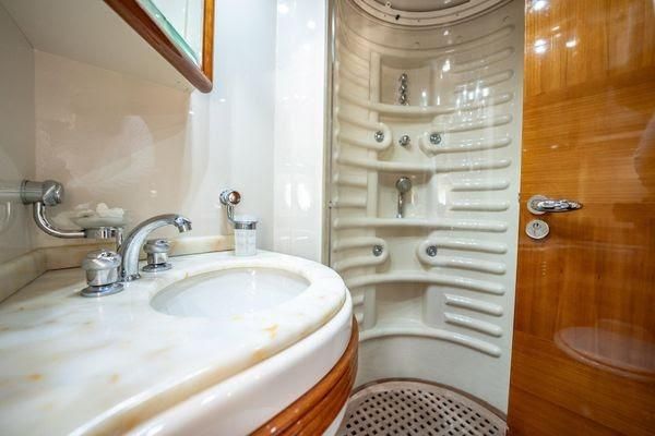 2003 Azimut 80 