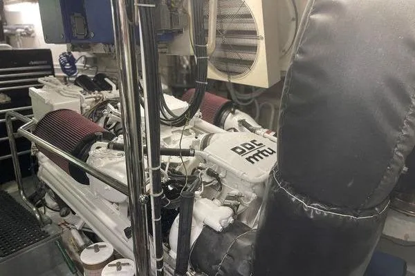 The Cure Yacht Photos Pics Engine room of 2003 Azimut 80 Carat yacht with DDC MTU engine components.