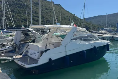 2013 Custom Rio Yachts Rio 36