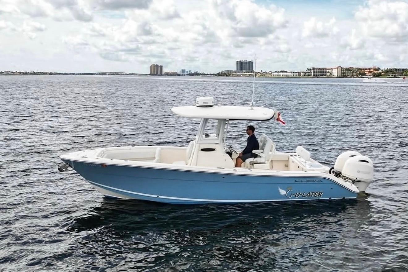 Cobia 262 Center Console