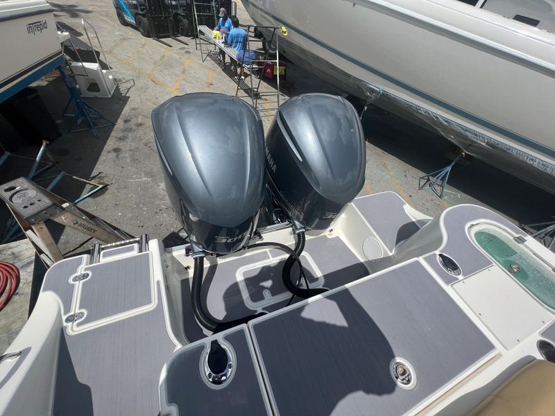 2019 NauticStar 28XS