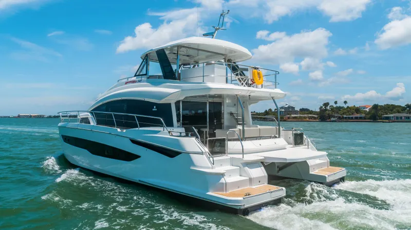 Julie Boo II Yacht Photos Pics 