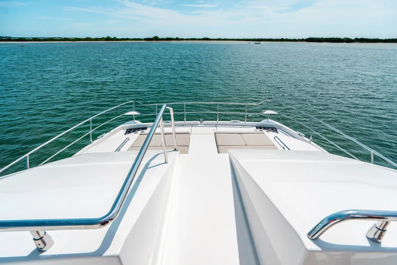 Julie Boo II Yacht Photos Pics 