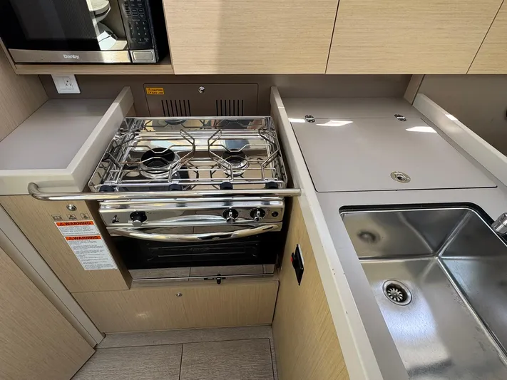 Why Knot Yacht Photos Pics 