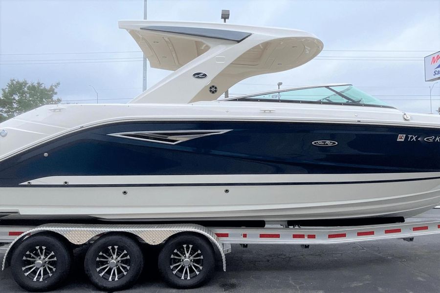 2022 Sea Ray 310 SLX