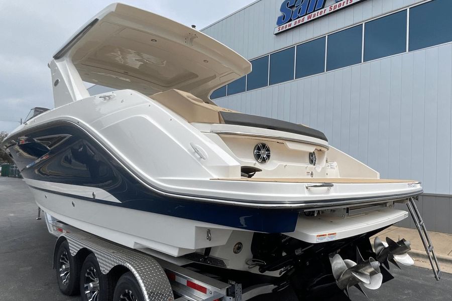2022 Sea Ray 310 SLX