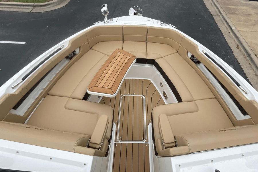 2022 Sea Ray 310 SLX