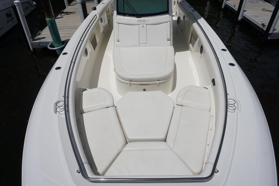 2014 Boston Whaler 350 Outrage