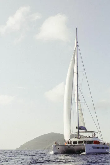 Nomada Yacht Photos Pics 