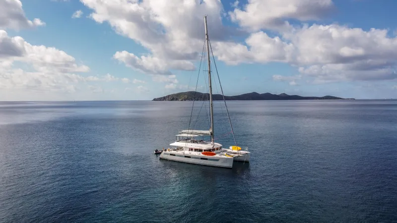 Nomada Yacht Photos Pics 