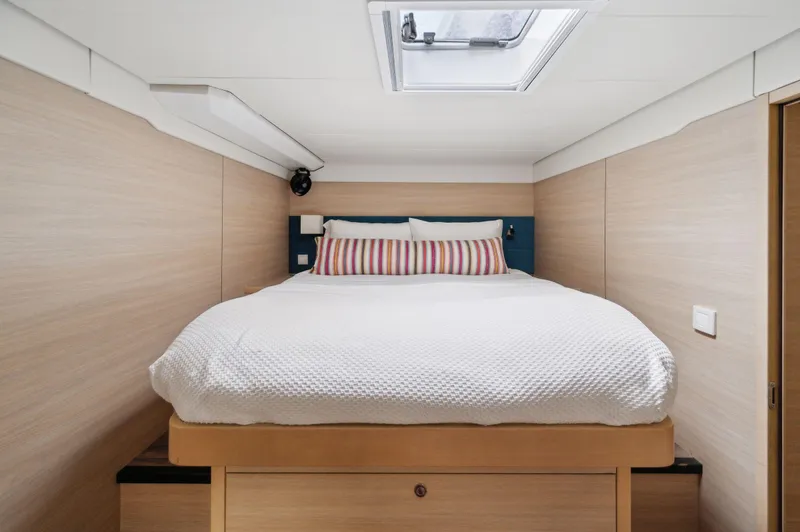 Nomada Yacht Photos Pics 